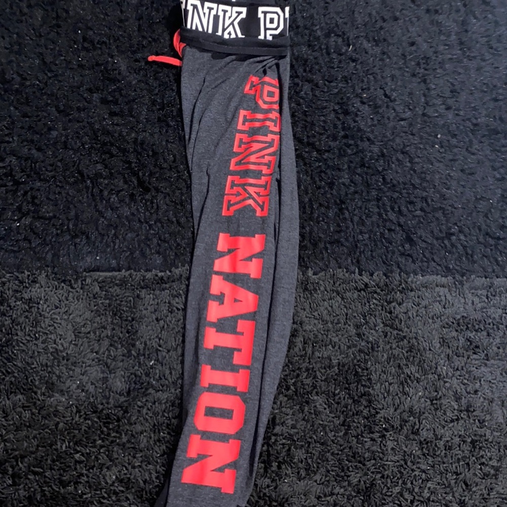 Pink Victoria’s Secret : Marble Grey Leggings